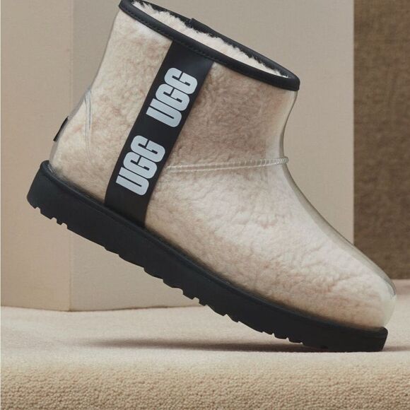 🎉Final Deal🎉UGG Kids Cream Boots - Picture 6 of 13